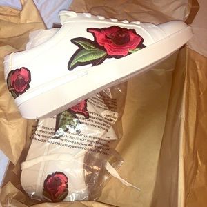 Gentle Souls Size 10 Sneakers - Brand New